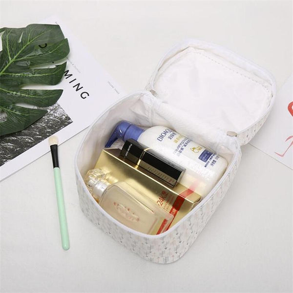 Fashion Makeup Travel Bag Women Portable Cosmetic Toiletries Storage Bag(Cactus)