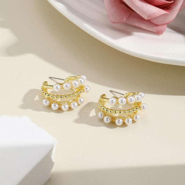 E2208-5 Three Circle C Shape Stud Earrings Jewelry