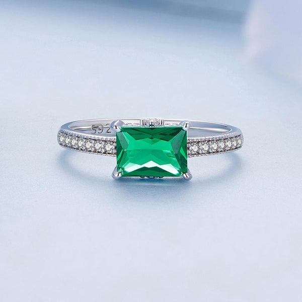 BSR461-7 S925 Sterling Silver White Gold Plated Light Luxury Green Diamond Ring Hand Decoration