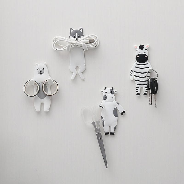 Punch-Free Cartoon Animal Hooks Wall-Mounted Seamless Wall Refrigerator Door Decorative Hooks(Big Bear)