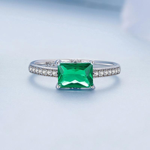 BSR461-8 S925 Sterling Silver White Gold Plated Light Luxury Green Diamond Ring Hand Decoration