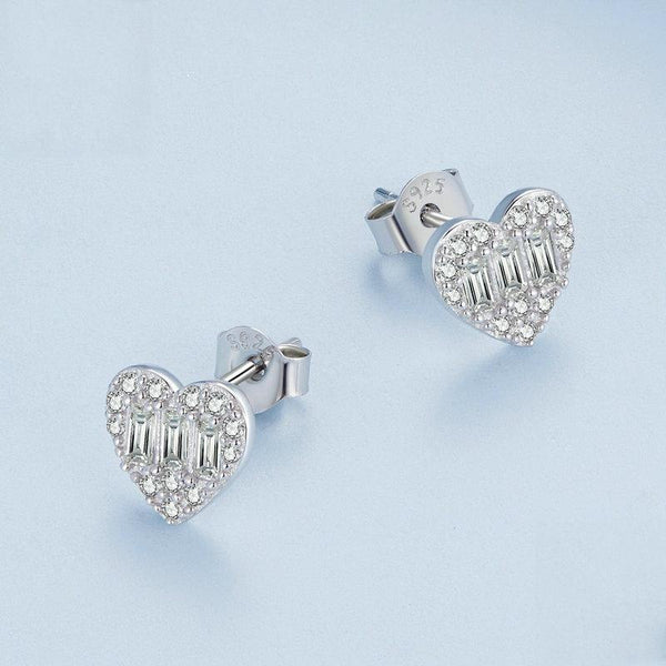 BSE766 Sterling Silver S925 Plated Platinum Sparkling Zirconia Heart Stud Earrings