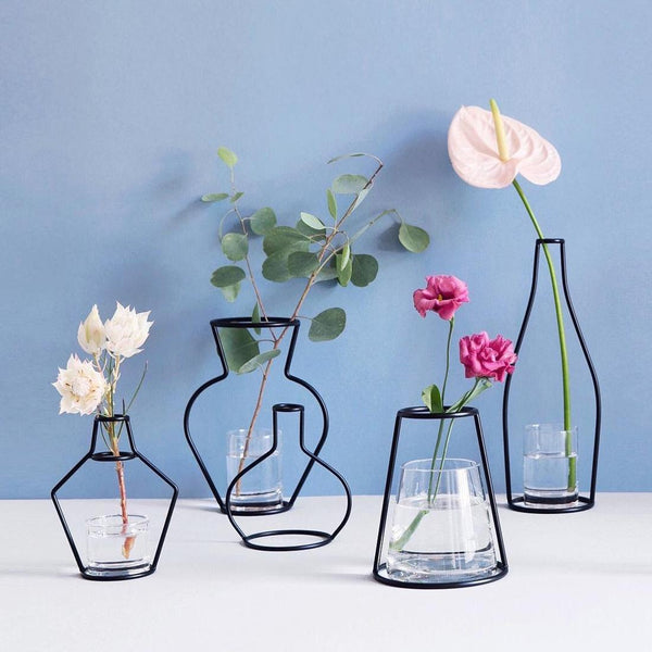 Black Iron Flower Vase Frame Plant Holder, Decorating Indoor Cafe Home, Size: 15cm x 18cm