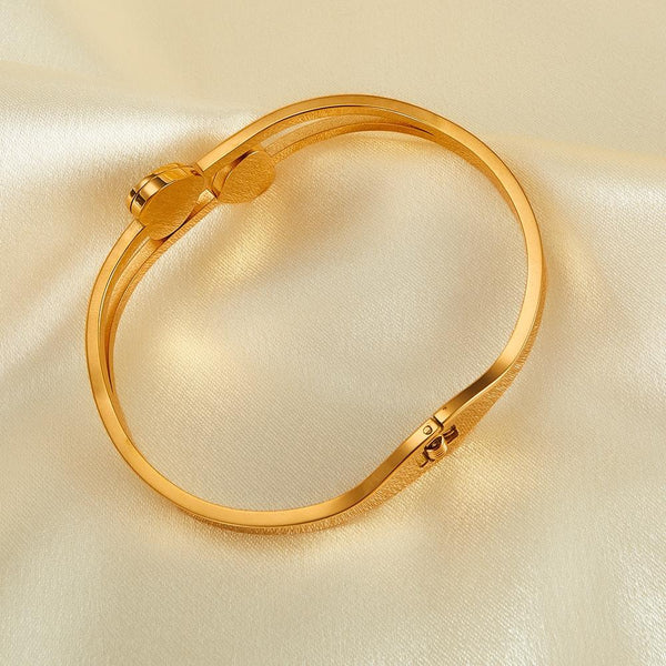 OPK GH1105 Stainless Steel Double Heart Black and White Shell Temperament Bracelet