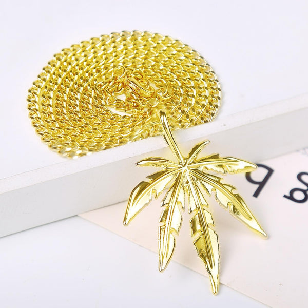 N1910-4 Maple Leaf Exaggerated Hip Hop Style Necklace Collarbone Chains