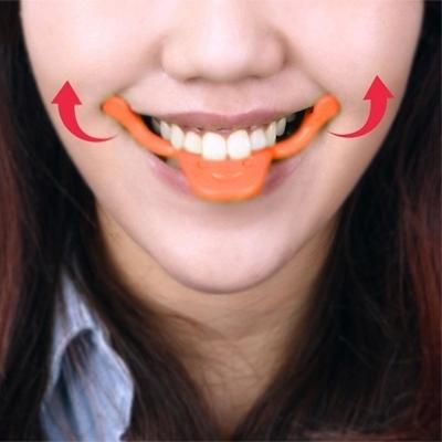Mini Smile Orthotics Tool Smile Maker, Random Color Delivery