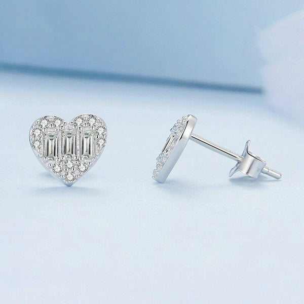 BSE766 Sterling Silver S925 Plated Platinum Sparkling Zirconia Heart Stud Earrings