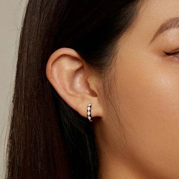 SCE1611-BK Sterling Silver S925 White Gold Plated Fashion Rhombus Earrings(Black)