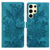 For Samsung Galaxy S25 Ultra 5G Lace Floral Embossed Magnetic Buckle PU Phone Case With Wrist Strap(Green)