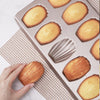 BM1067 Shell Shaped Non-stick Cake Mold Kitchen Biscuit Pan Baking Mold, Specification: White Thicken