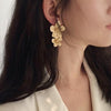 1 Pair Ladies Fashion Geometric Flower Earrings(Yellow)