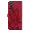 For Samsung Galaxy A16 5G Retro Skin Feel Butterflies Embossing Horizontal Flip Leather Phone Case(Red)