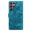 For Samsung Galaxy S22 Ultra 5G Lace Floral Embossed Magnetic Buckle PU Phone Case With Wrist Strap(Green)