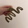 B646 Wavy Frosted Metal Clip Hair Accessories Manual Hair Clamp(Light Coffee)